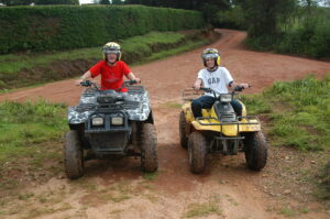 Quadriciclo com Danny de Miranda