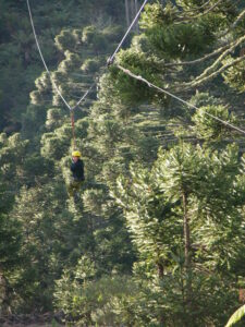 Tirolesa com Danny de Miranda
