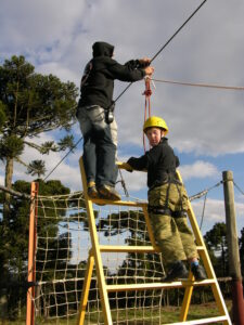 Tirolesa com Danny de Miranda