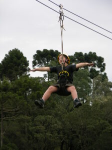 Tirolesa com Danny de Miranda