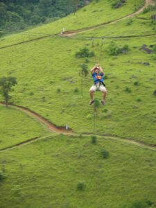 Tirolesa com Danny de Miranda