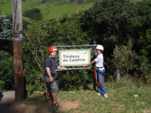 Tirolesa com Danny de Miranda